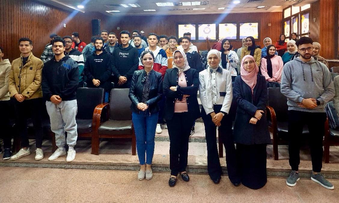 ندوة «الحماية الرقمية» كأحد فاعليات حملة ١٦ يوم لمناهضة العنف ضد المرأة بكلية الحاسبات